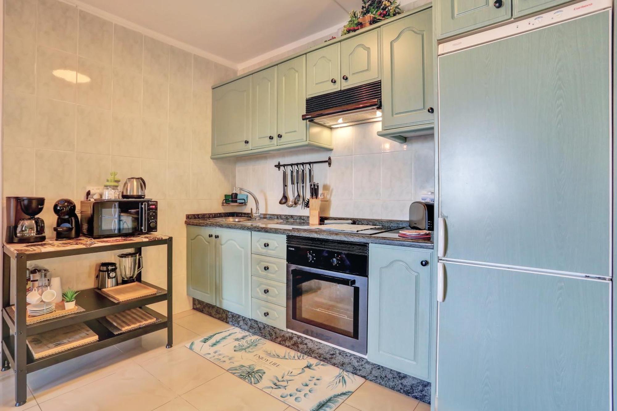 Luxory Dreamy Sunset, Seafront, Direct Access To The Promenade,wifi,pool,free Parking Apartamento Los Cristianos (Tenerife)